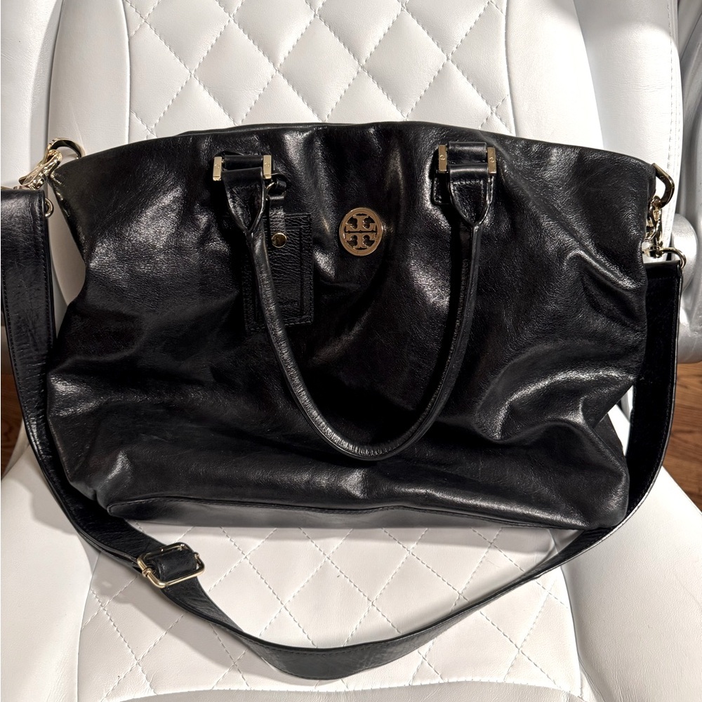 *Tory Burch Tote Bag with smooth black-leather + gold hardware*